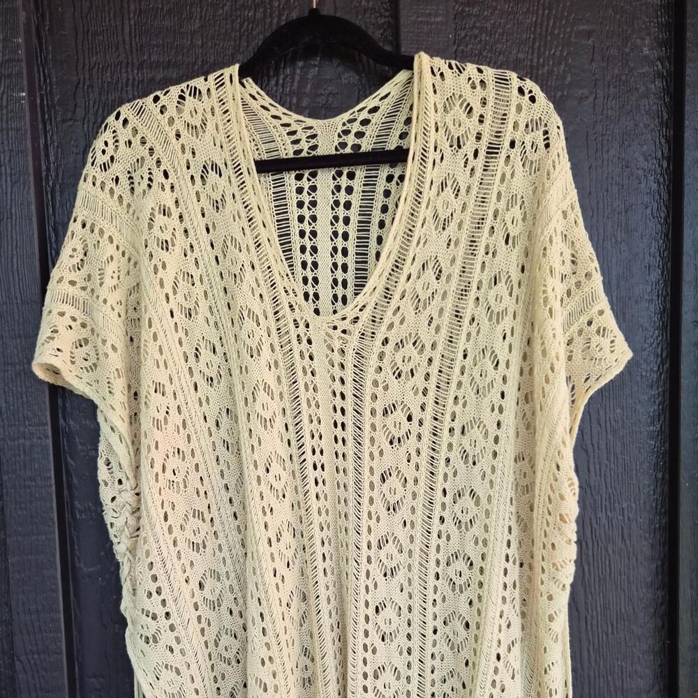 Unbranded Women's Cream and Yellow Blouse